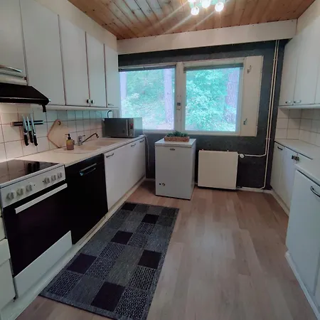 Дом отдыха Cozy And Spacious Row House