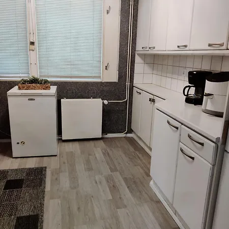 Cozy And Spacious Row House *